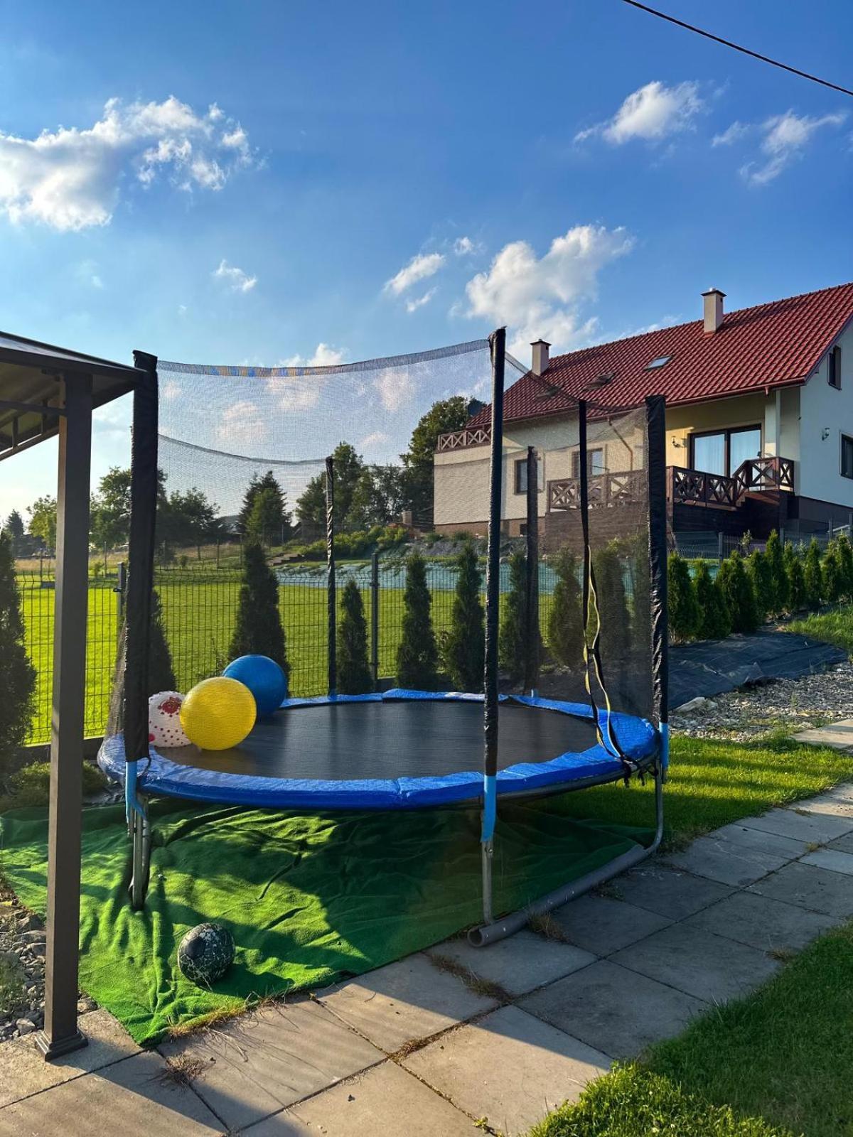 Biesczadowa Dolina Villa Ustrzyki Dolne Exterior foto